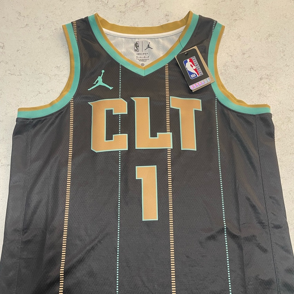Charlotte Hornets City Edition Lamelo Ball Jersey -  (22-23) - NWT - LARGE